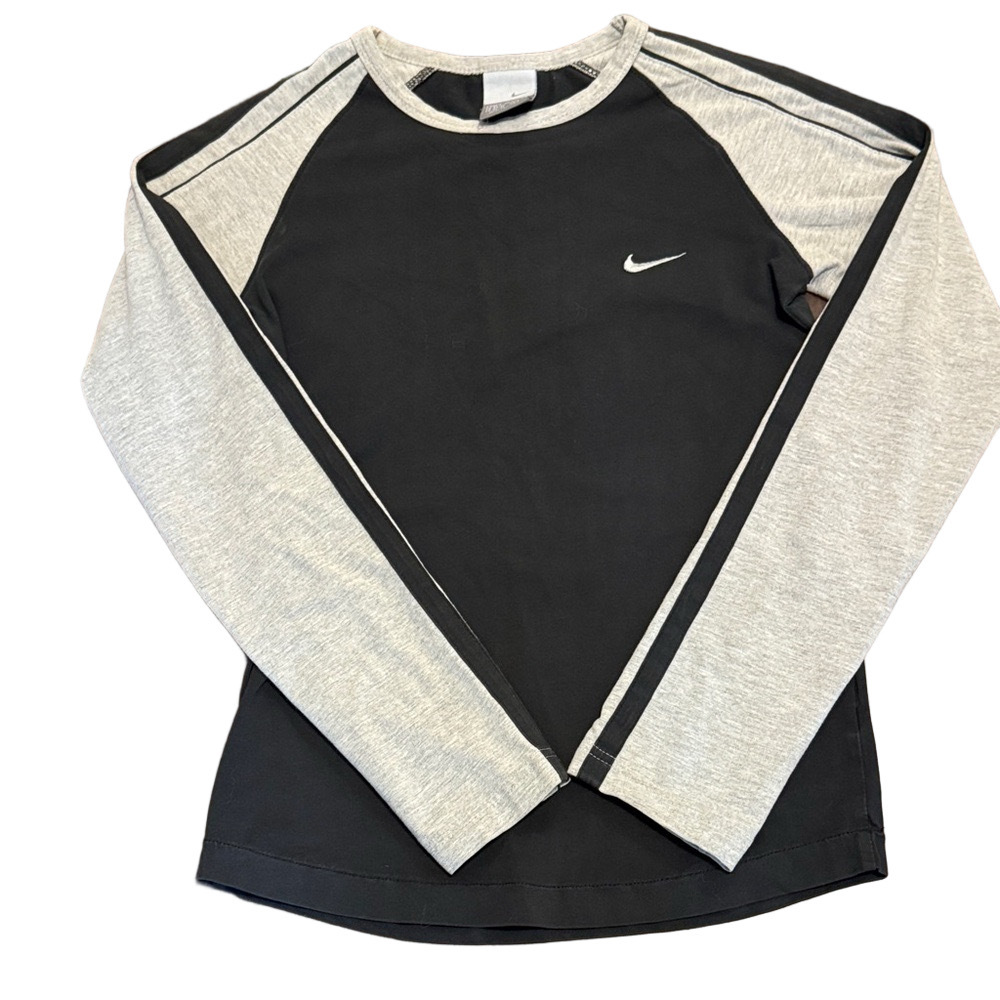 Nike Black and Gray Raglan Long Sleeve Shirt